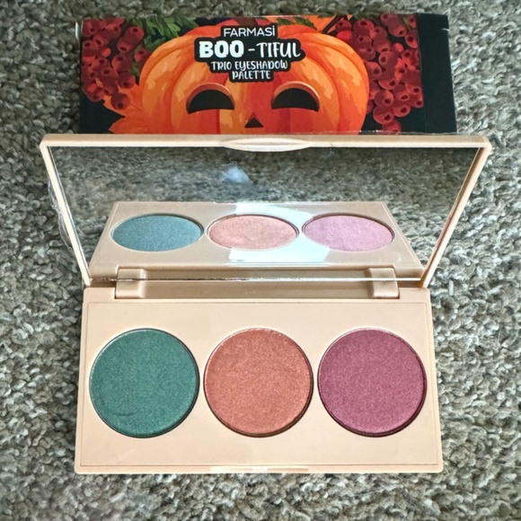 Farmasi "Boo-tiful" eyeshadow palette - Picture 4 of 5
